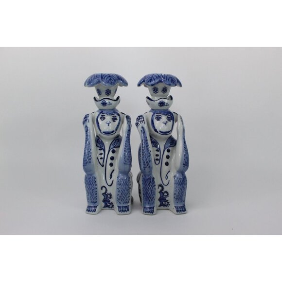 Chinoiserie Monkey Candlestick Holders, White Delft Style Pair - Picture 2 of 9